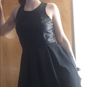 Leather detail Flowy Dress